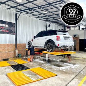 garasi 99 02 300x300 Garasi 99 Car Wash & Workshop Cafe