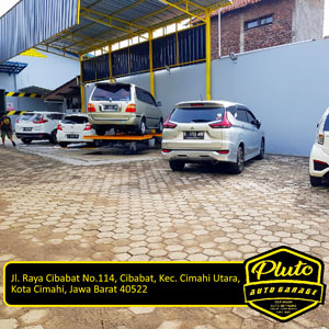 pluto auto garage 01 300 Pluto Auto Garage